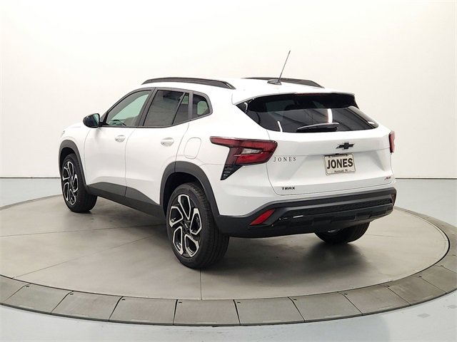 2025 Chevrolet Trax photo 4