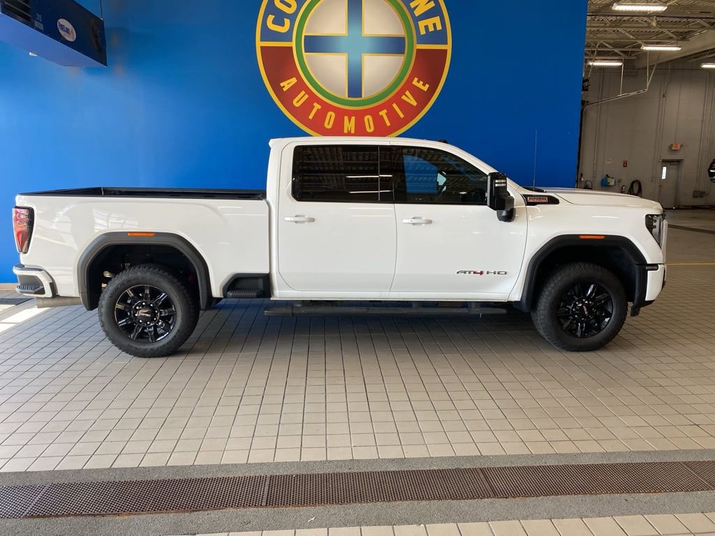 2025 Gmc Sierra 3500 HD AT4 photo 10