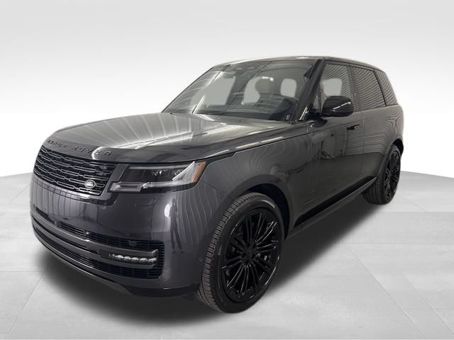 2026 Land Rover Range Rover SE's photo