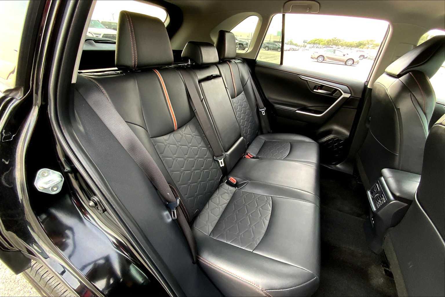2024 Toyota RAV4 Adventure photo 14