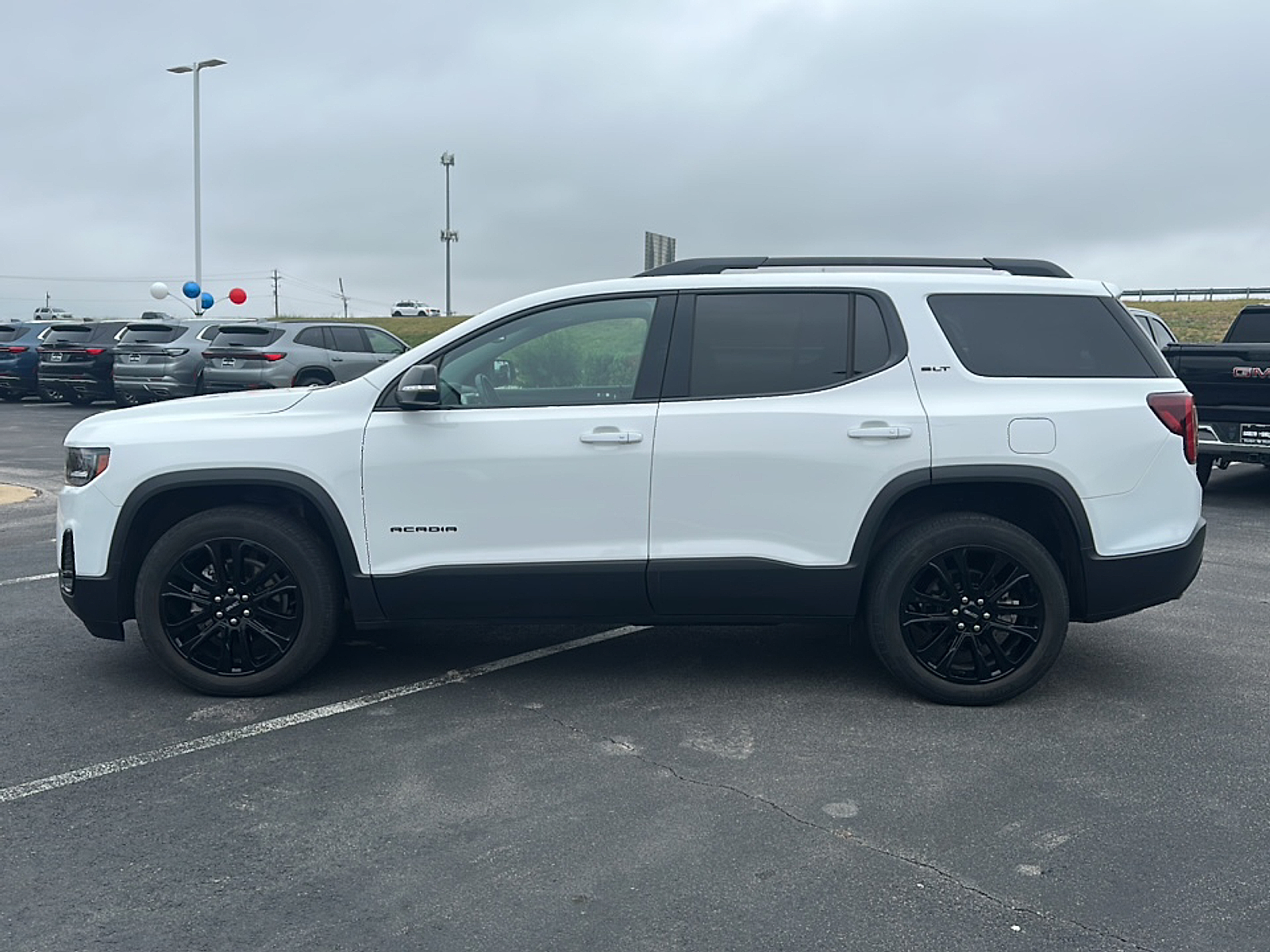 2023 Gmc Acadia SLT photo 4