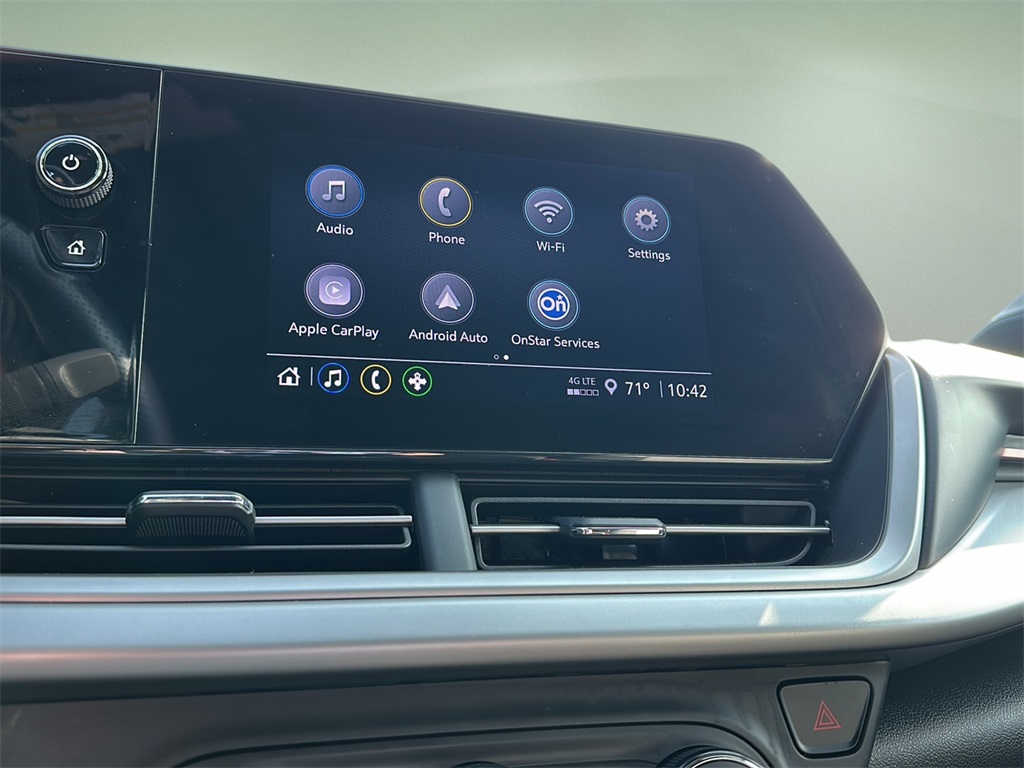 2024 Chevrolet Trax photo 15