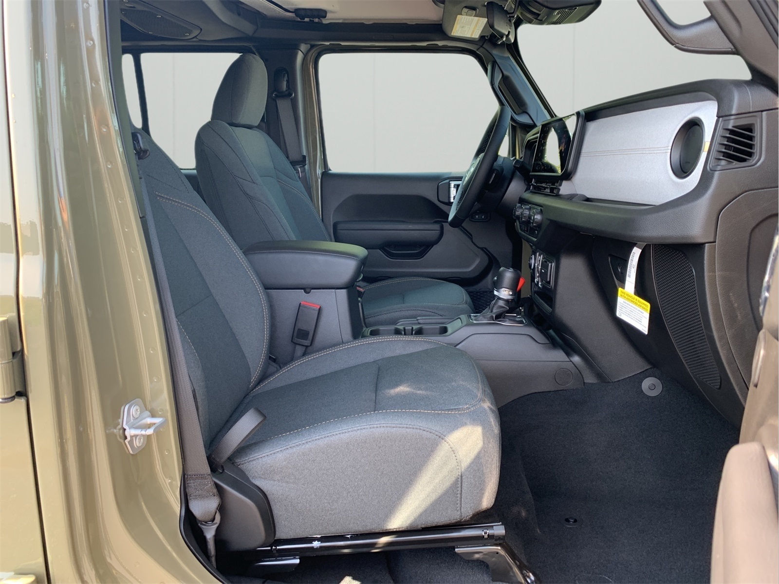 2025 Jeep Wrangler Sport S photo 26