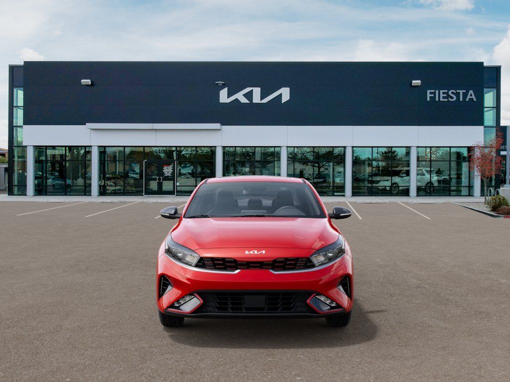 2024 Kia Forte GT-Line photo 2
