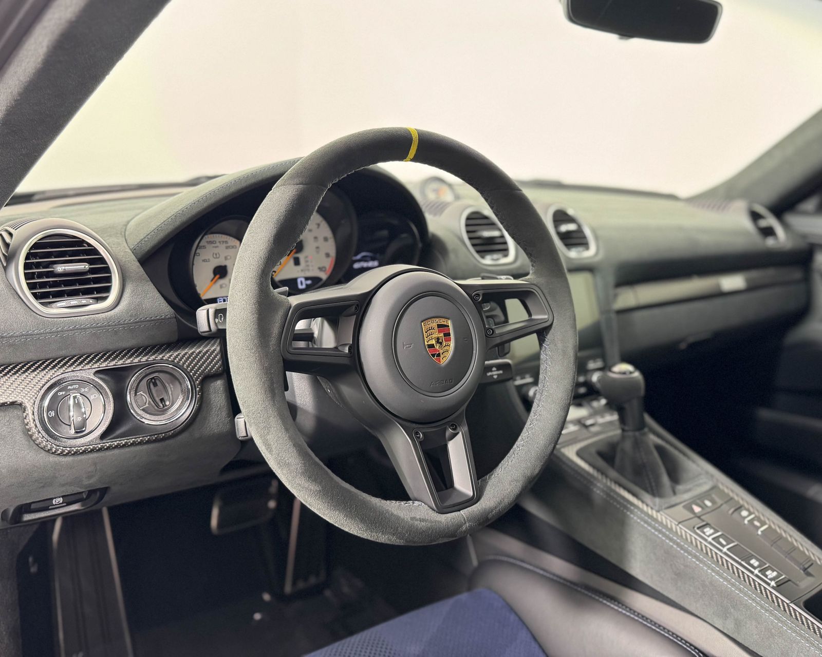 2024 Porsche Cayman GT4 RS photo 12