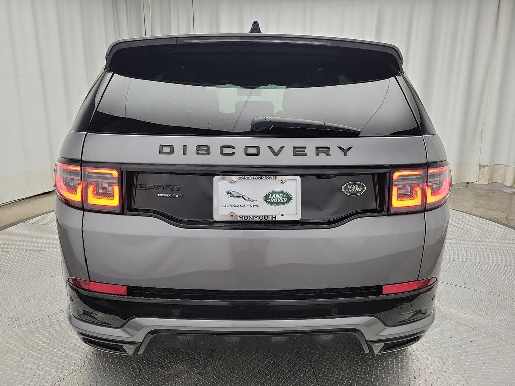 2020 Land Rover Discovery Sport S R-Dynamic photo 4