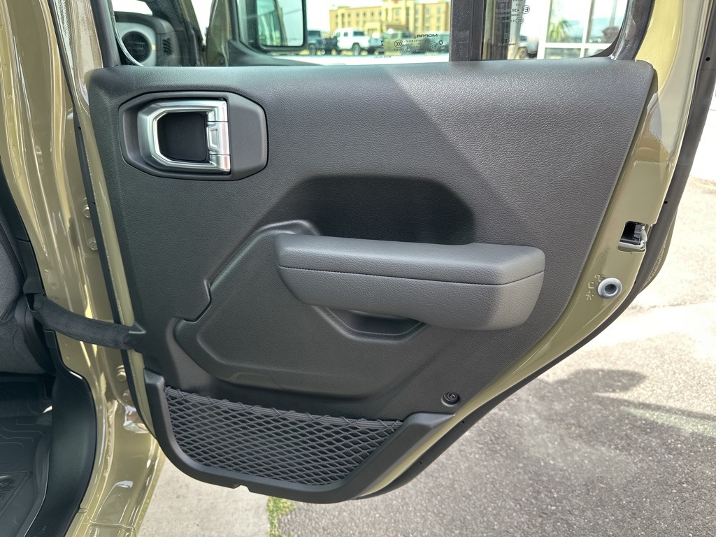 2025 Jeep Wrangler Sport photo 31
