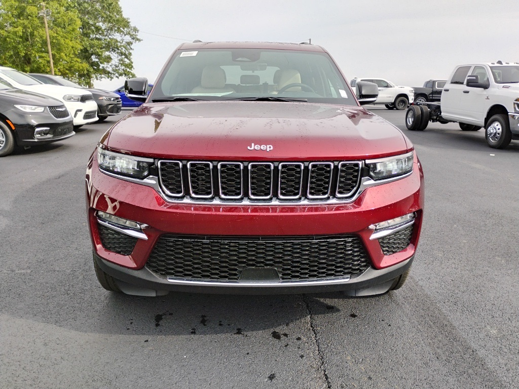 2025 Jeep Grand Cherokee Limited photo 2