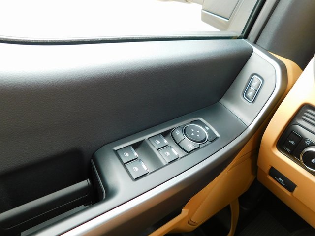 2025 Ford F-350 XLT photo 28