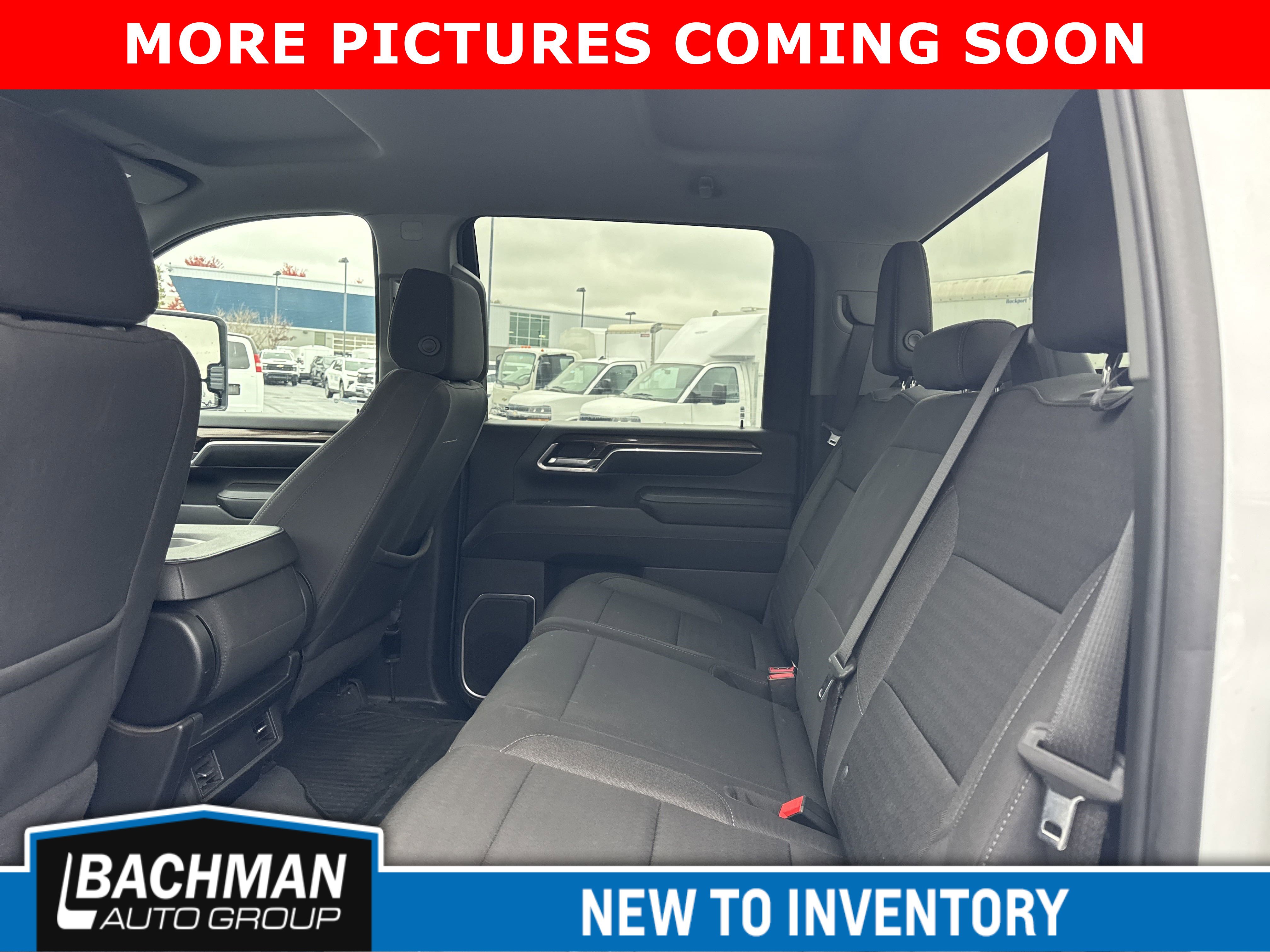 2024 Chevrolet Silverado 3500HD LT photo 4