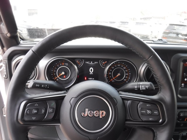 2022 Jeep Gladiator Willys photo 24