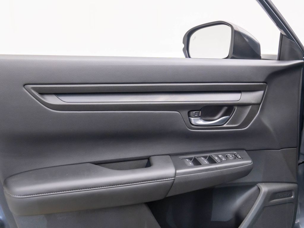 2023 Honda CR-V EX photo 12