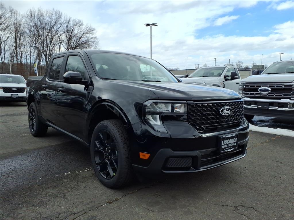 2025 Ford Maverick XLT's photo