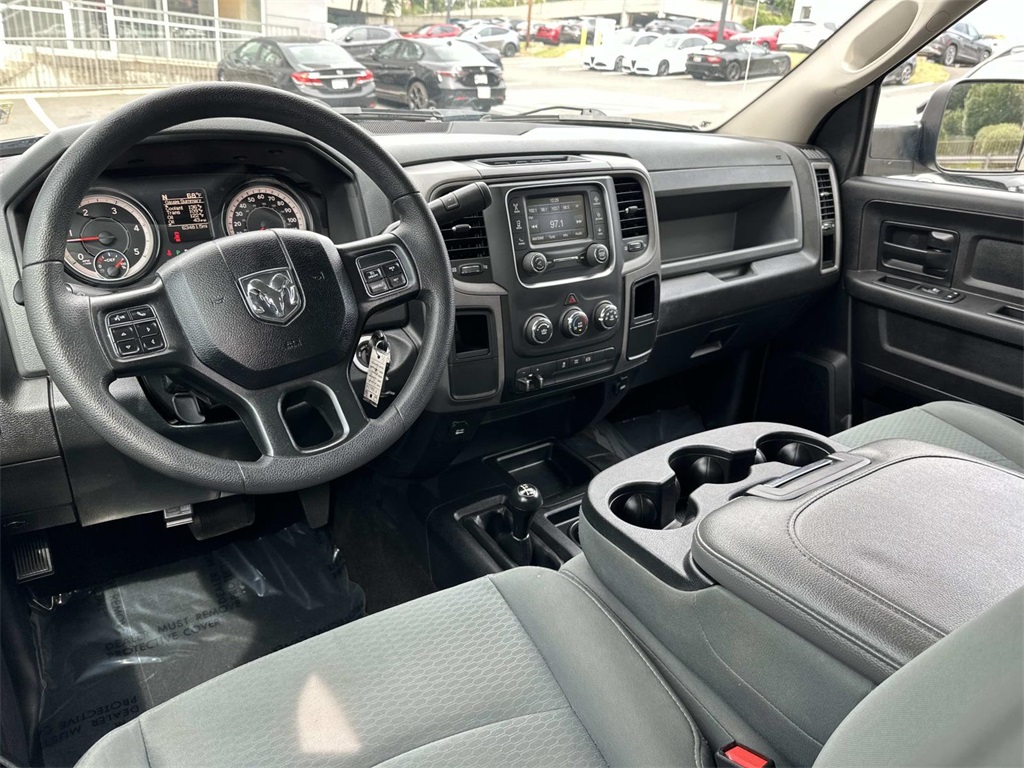 2018 Ram 2500 Tradesman photo 2