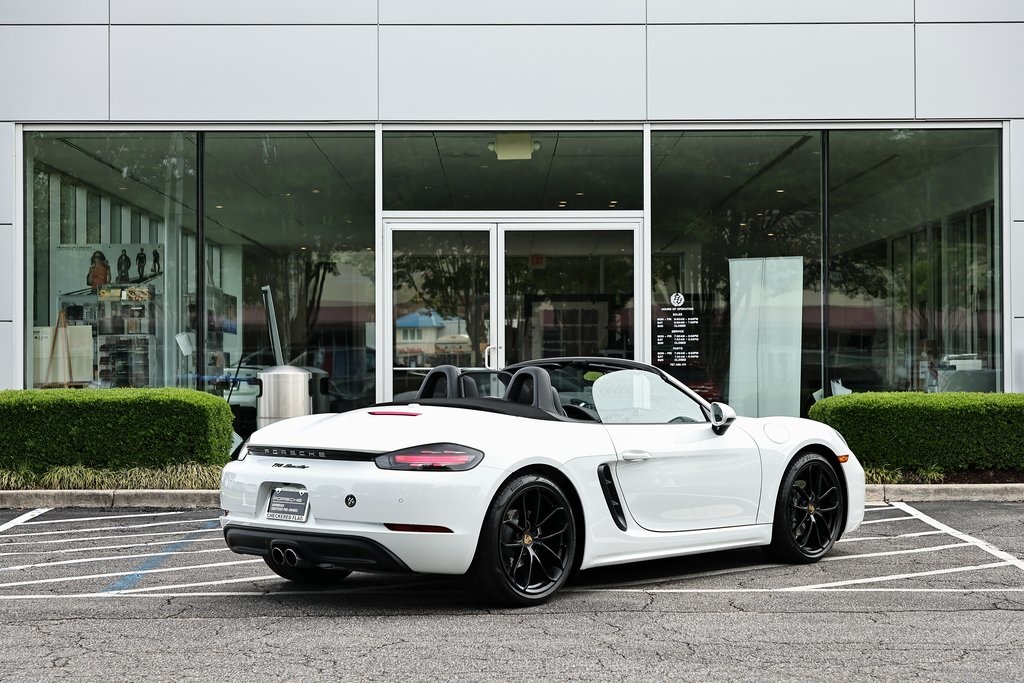 2024 Porsche Boxster Base photo 6