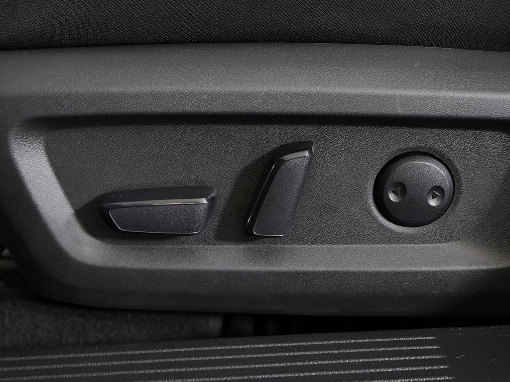 2024 Nissan Rogue SV photo 29