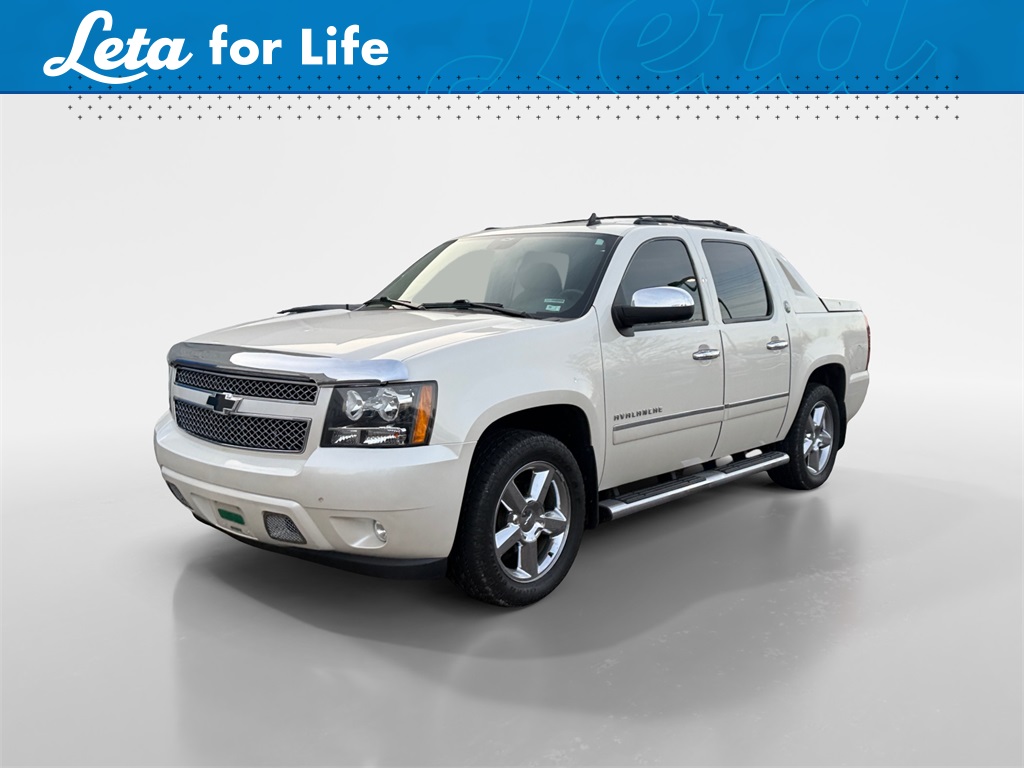 2013 Chevrolet Avalanche LTZ's photo