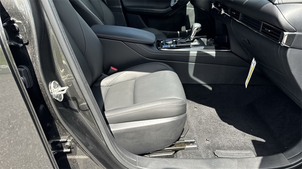 2025 Mazda CX-30 2.5 S Preferred photo 28