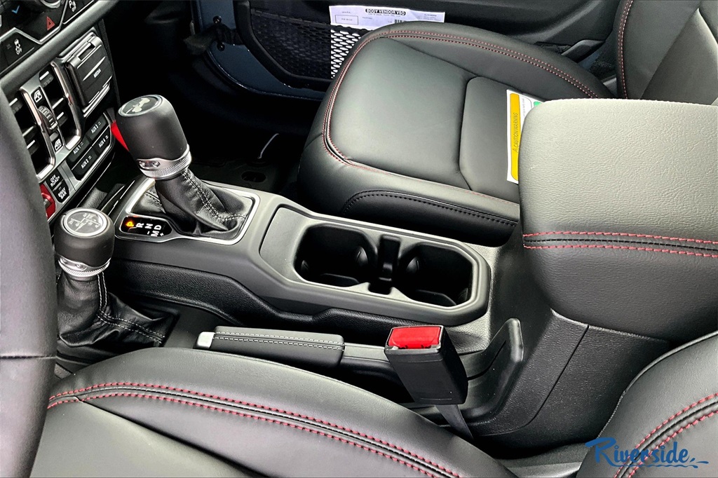 2025 Jeep Wrangler Rubicon X photo 8