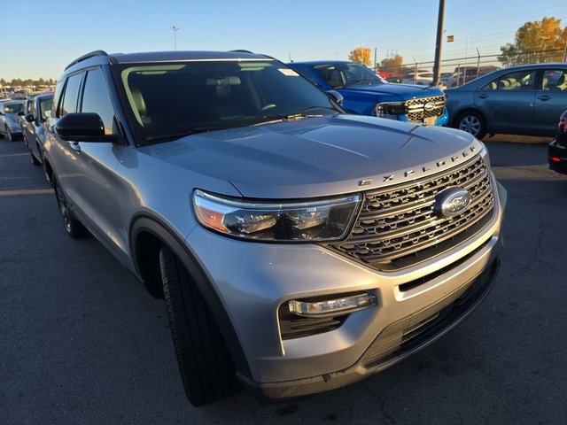 2022 Ford Explorer XLT photo 2