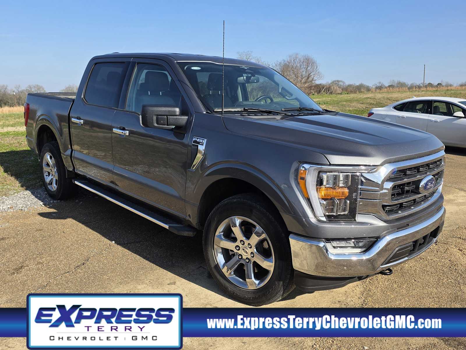2023 Ford F-150 XLT's photo