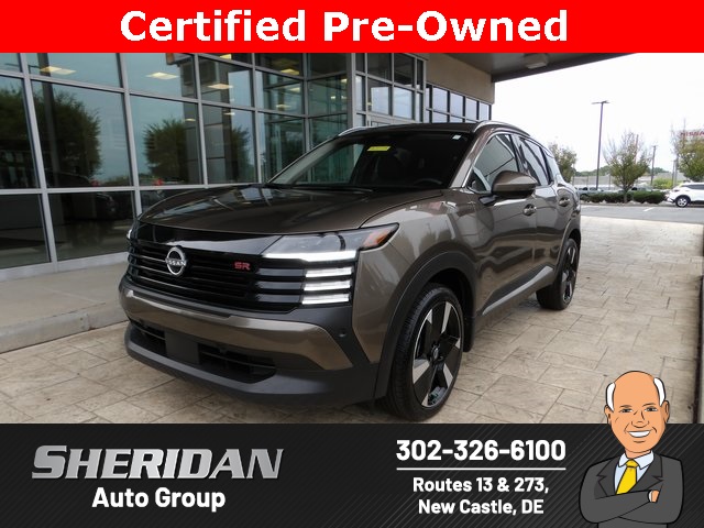 2025 Nissan Kicks SR AWD's photo