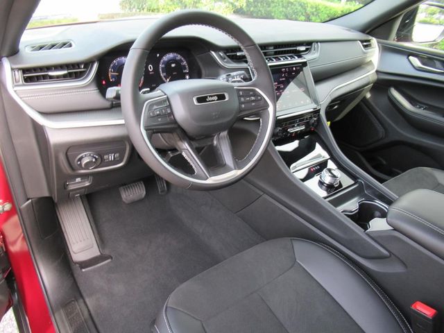 2025 Jeep Grand Cherokee Altitude X photo 14