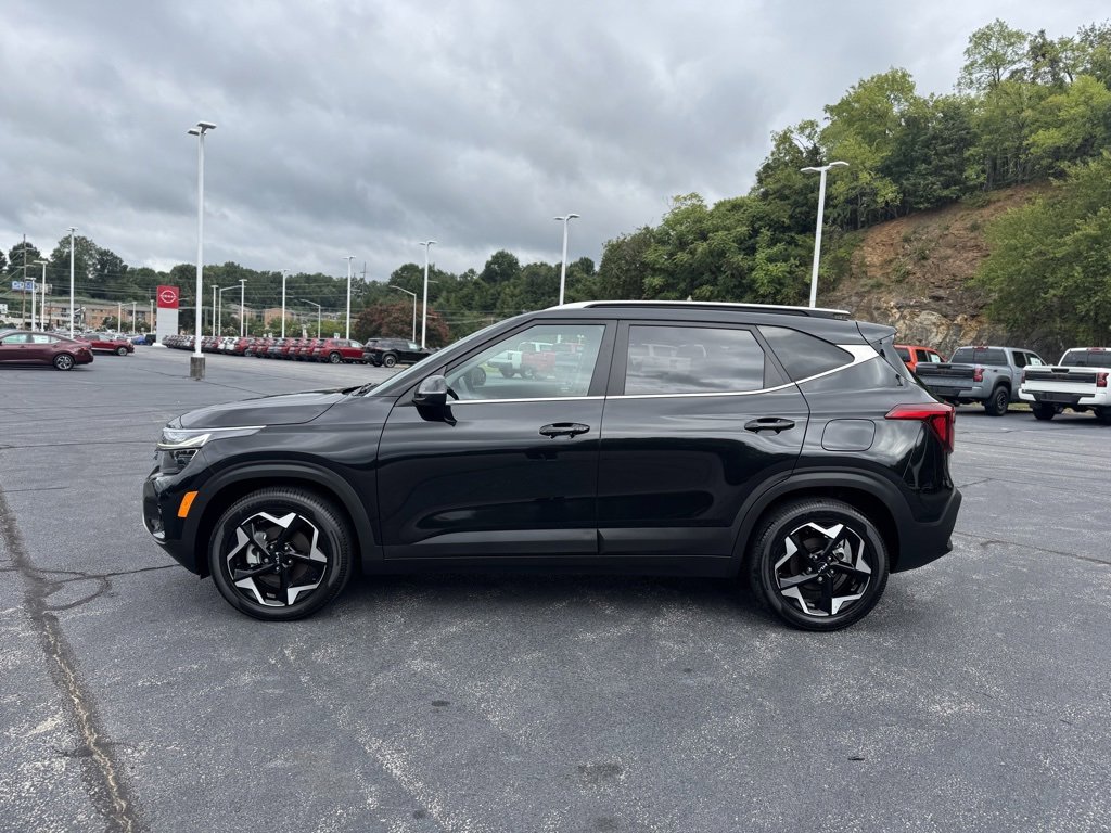 2024 Kia Seltos EX photo 4