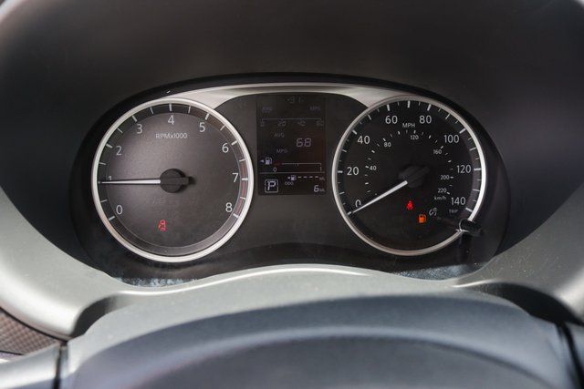 2025 Nissan Kicks Play S photo 13