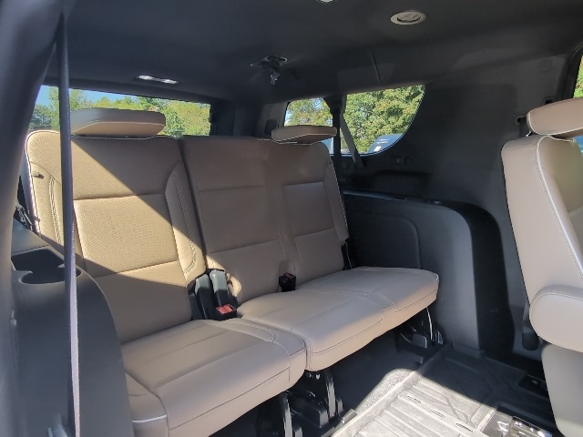 2024 Chevrolet Suburban Premier photo 54