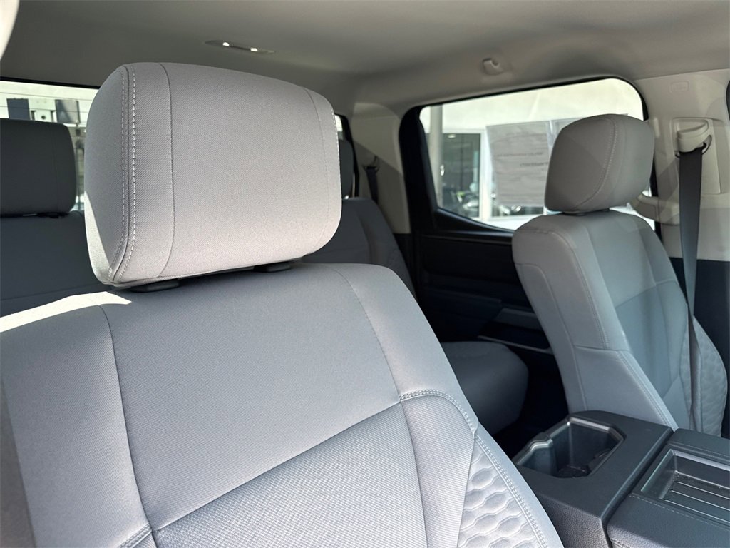 2022 Toyota Tundra SR5 photo 4