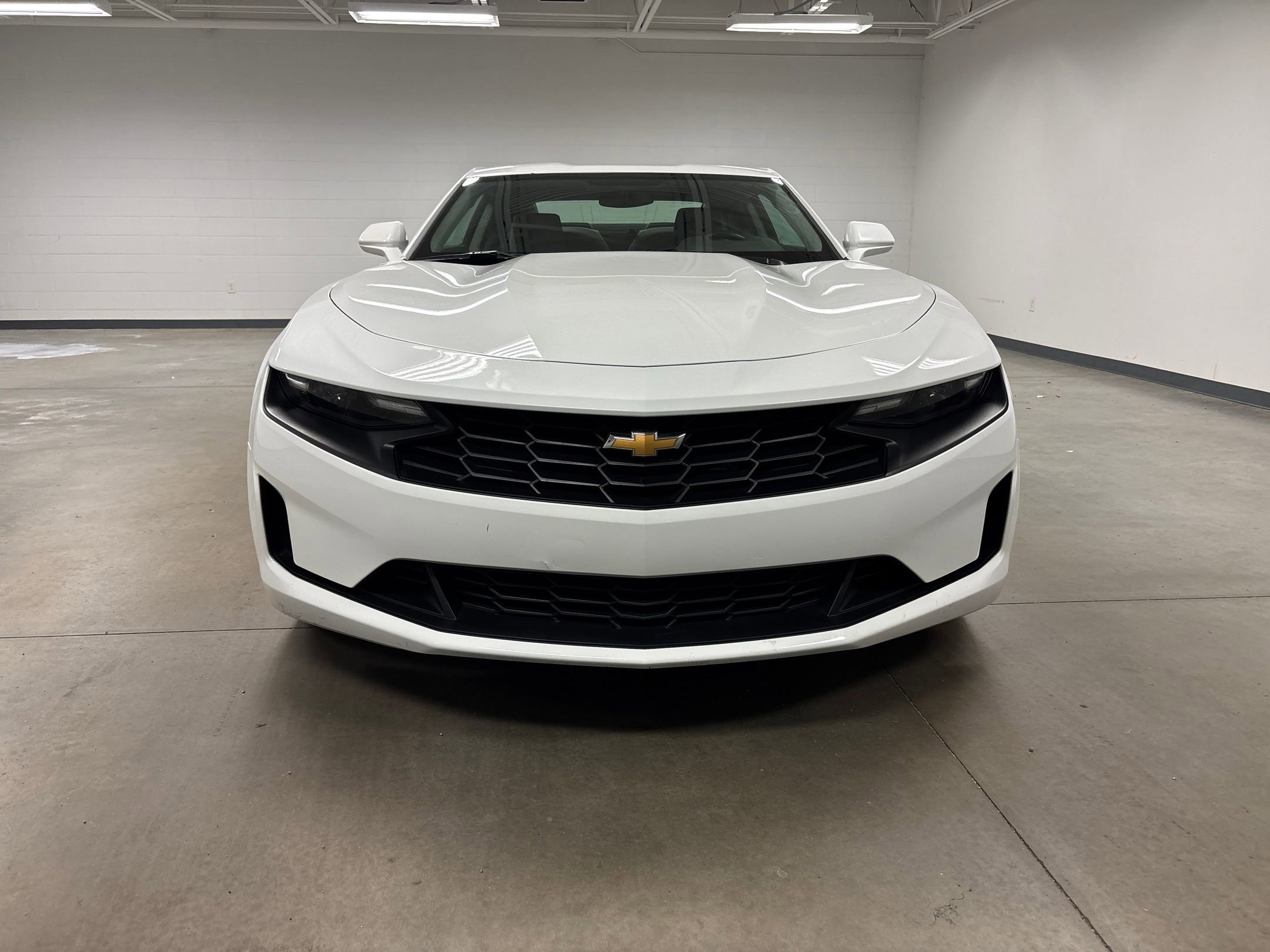 2023 Chevrolet Camaro 1LT photo 5
