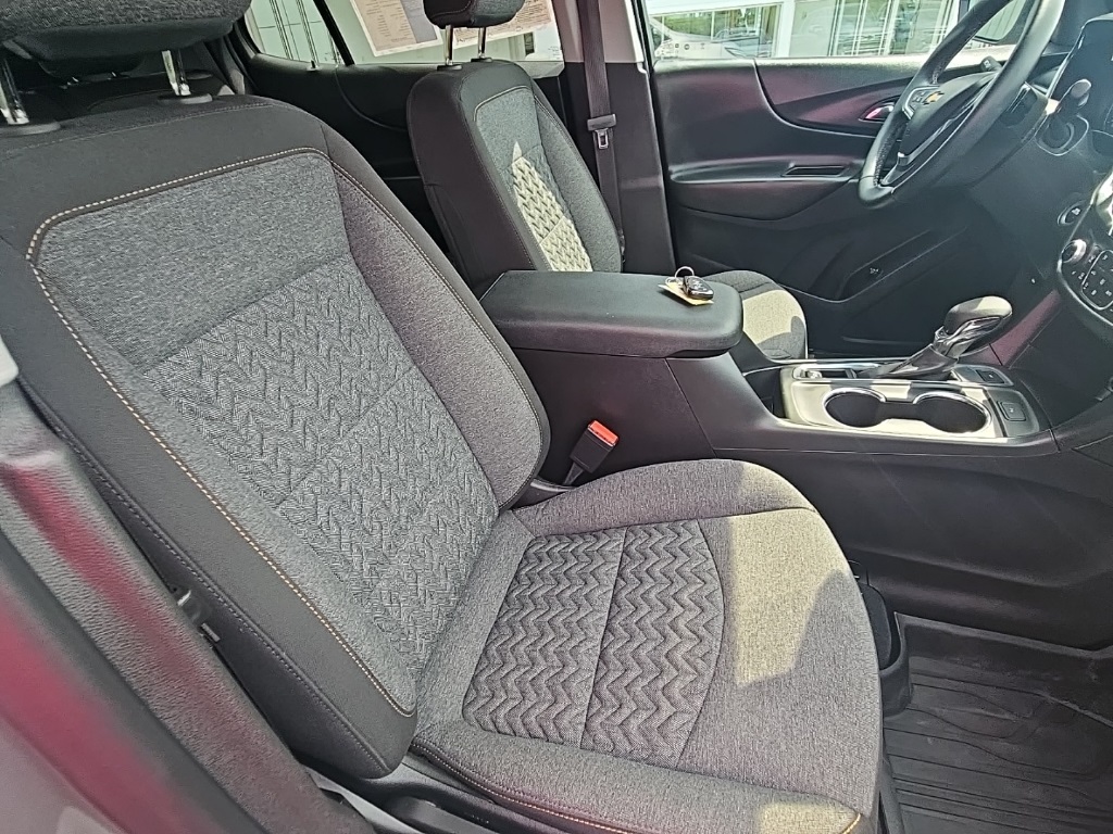 2023 Chevrolet Equinox LT photo 21