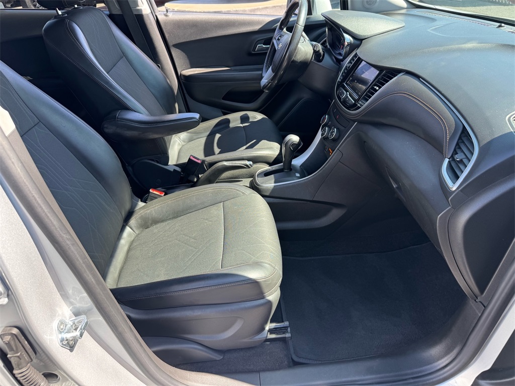 2022 Chevrolet Trax LT photo 20