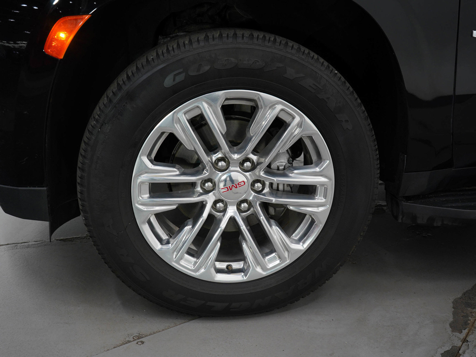 2022 Gmc Yukon XL SLE photo 27