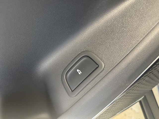 2026 Gmc Acadia Elevation photo 6