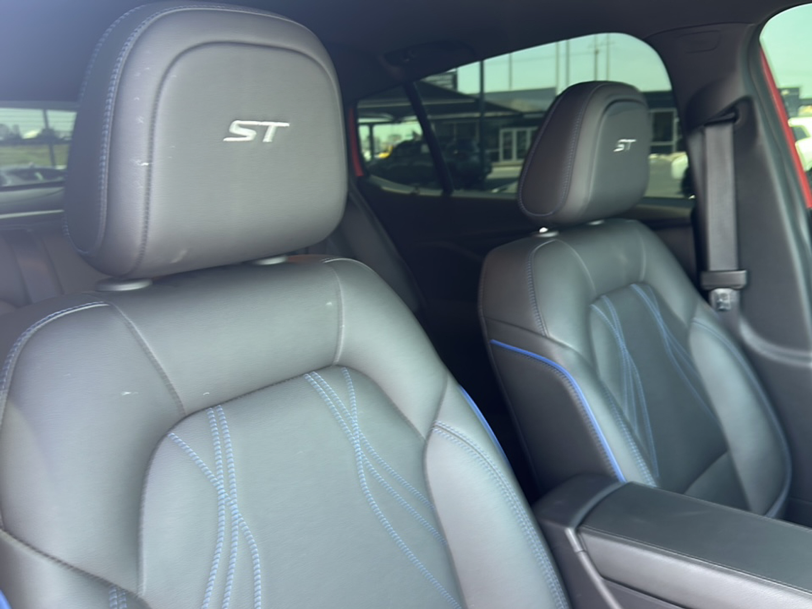2024 Buick Envista Sport Touring photo 12