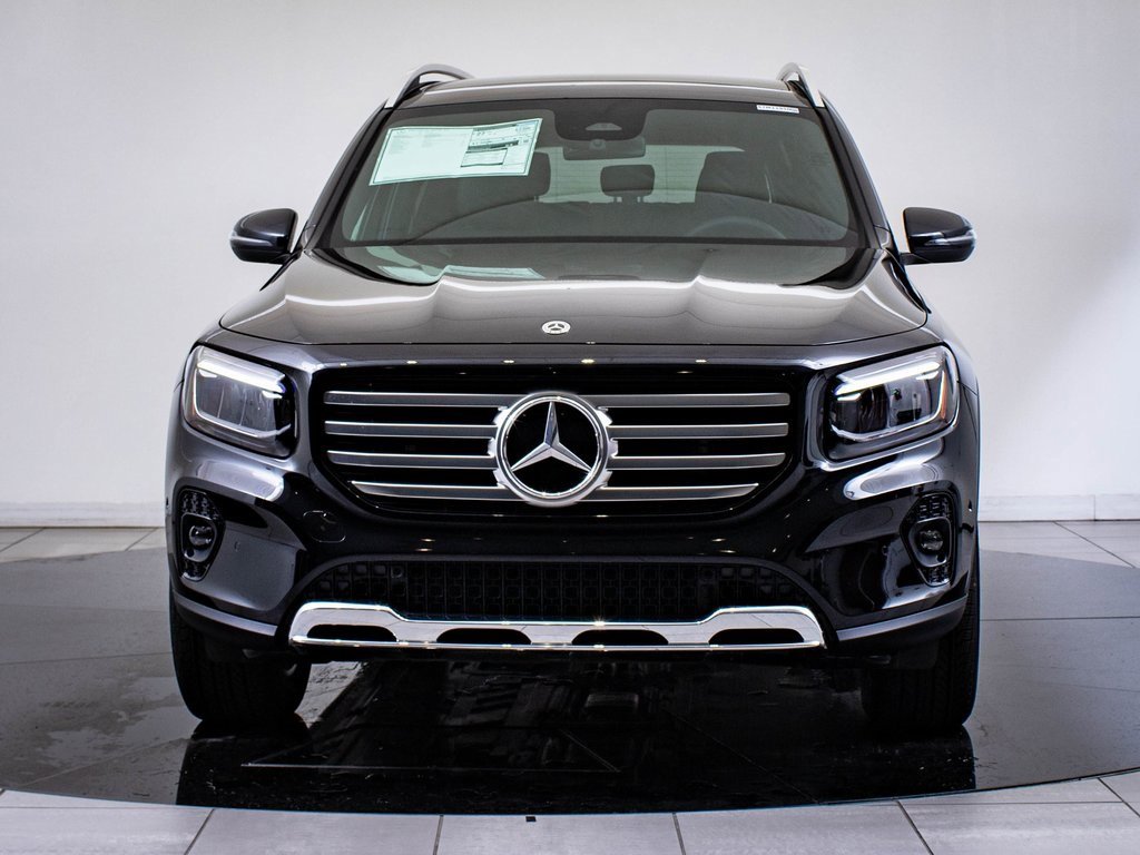 2026 Mercedes Benz GLB 250 4MATIC photo 2
