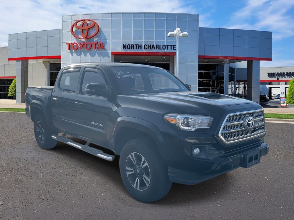 2017 Toyota Tacoma TRD Sport's photo