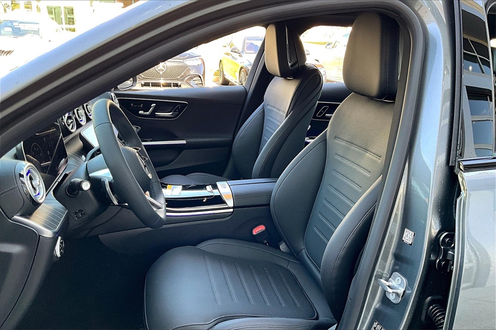 2025 Mercedes Benz C 300 4MATIC photo 9