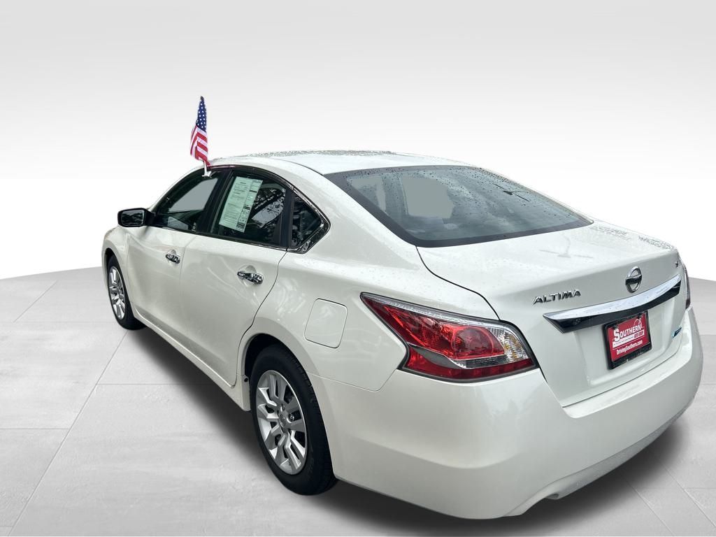 2014 Nissan Altima 2.5 S photo 2