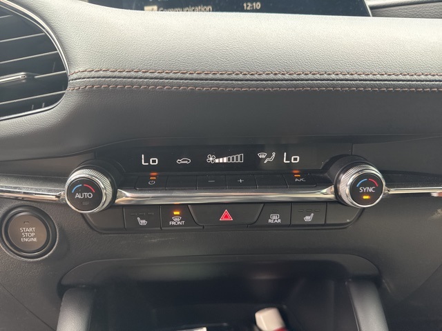 2022 Mazda Mazda3 Preferred photo 4