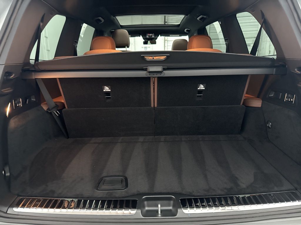 2026 Mercedes Benz GLS 450 4MATIC photo 22