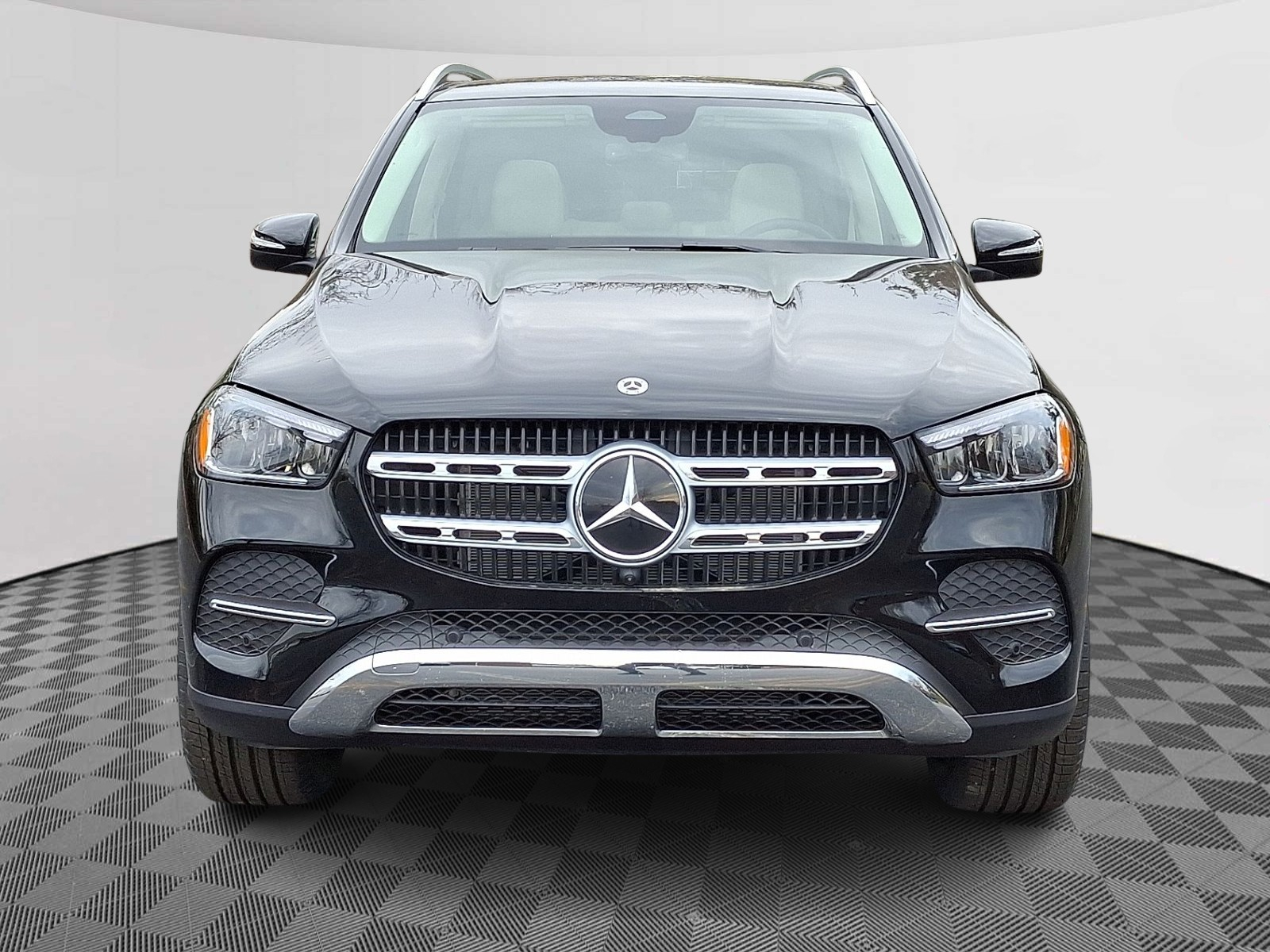 2026 Mercedes Benz GLE 350 4MATIC photo 2