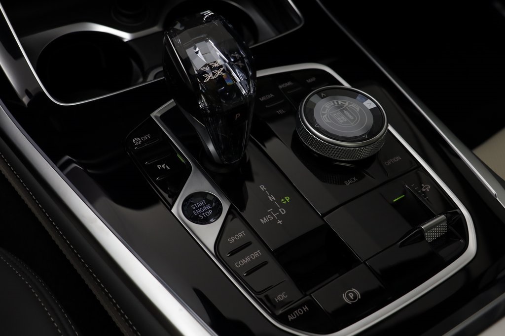 2026 Bmw X7 ALPINA XB7 photo 12