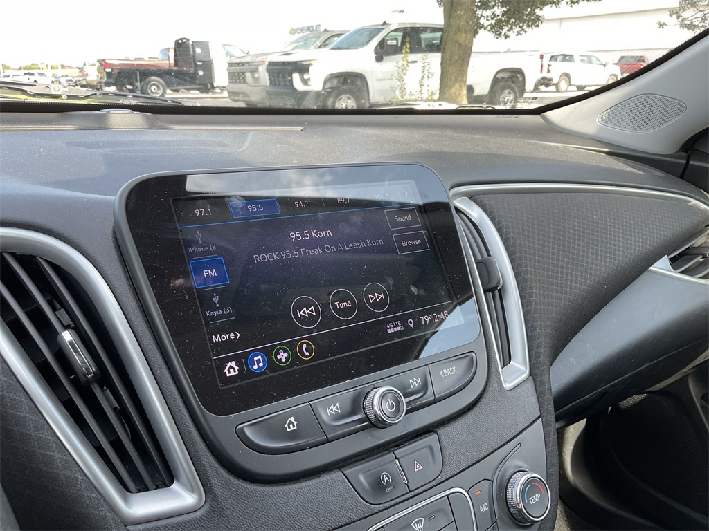 2020 Chevrolet Malibu LS photo 9