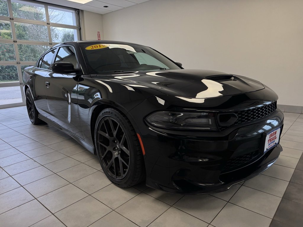 2019 Dodge Charger Scat Pack photo 2
