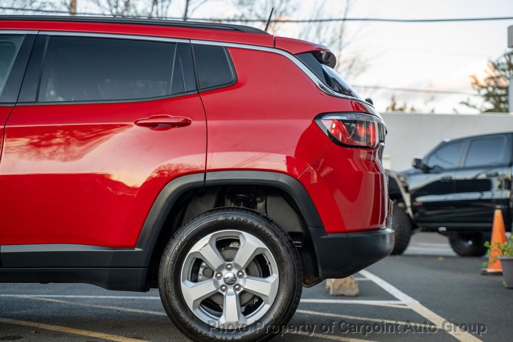 2018 Jeep Compass Latitude photo 4