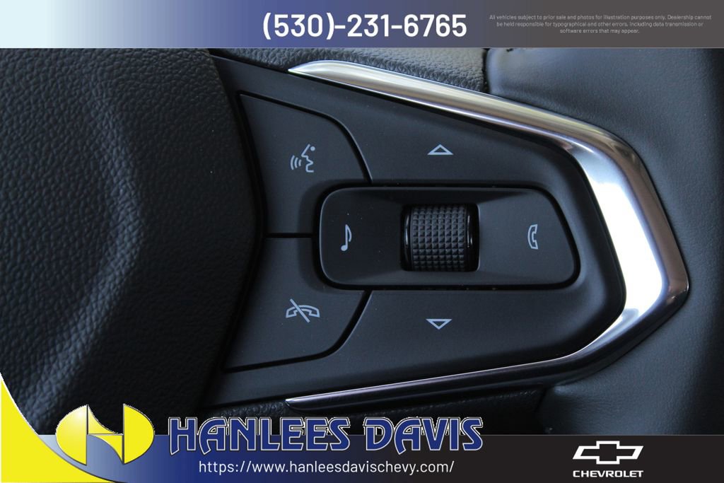 2025 Chevrolet Trax LT photo 23
