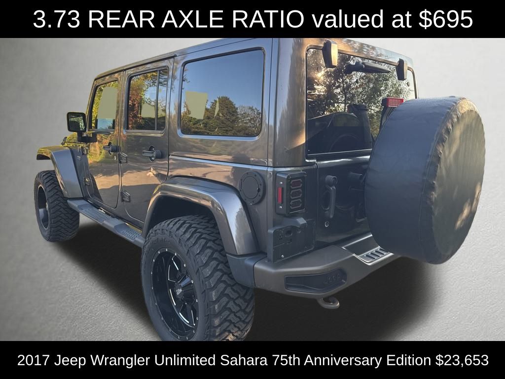 2017 Jeep Wrangler Unlimited Sahara photo 3